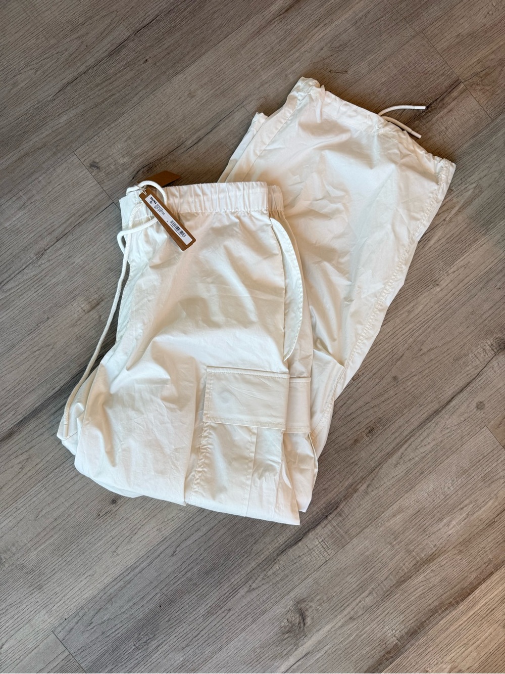 skims cargo pants 🤍